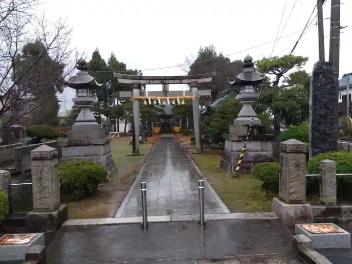 八幡神社(高木町)(福井県)
