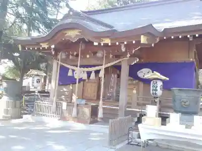 草加神社の本殿・本堂