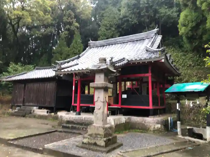 韓国宇豆峰神社の本殿・本堂