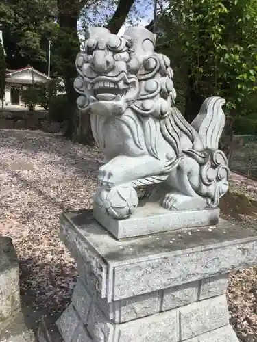 七郷神社の狛犬