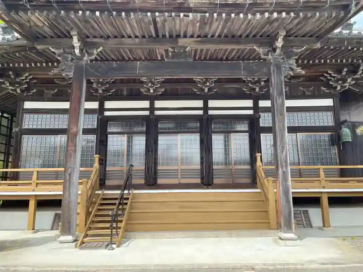法興寺の{uncategorized: "未分類", other: "その他", undefined: "問題あり", building: "その他建物", grave: "お墓", sacred_gate: "鳥居", guardian: "狛犬", statue: "像", buddha: "仏像", history: "歴史", nature: "自然", garden: "庭園", animal: "動物", pagoda: "塔", temizu: "手水舎", mountain_gate: "山門・神門", sanctuary: "本殿・本堂", subordinate: "末社・摂社", art: "芸術", scenery: "景色", jizo: "地蔵", ema: "絵馬", goshuin: "御朱印", omikuji: "おみくじ", items: "授与品その他", amulet: "お守り", goshuincho: "御朱印帳", eats: "食事", festival: "お祭り", votive_dance: "神楽", shichigosan: "七五三参", wedding: "結婚式", experience: "体験その他", initially: "初詣", around: "周辺", anti_infection: "感染症対策"}