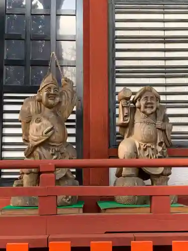 大前神社の像