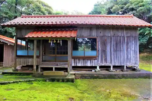 八幡宮の本殿