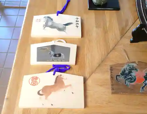 座間神社の{uncategorized: "未分類", other: "その他", undefined: "問題あり", building: "その他建物", grave: "お墓", sacred_gate: "鳥居", guardian: "狛犬", statue: "像", buddha: "仏像", history: "歴史", nature: "自然", garden: "庭園", animal: "動物", pagoda: "塔", temizu: "手水舎", mountain_gate: "山門・神門", sanctuary: "本殿・本堂", subordinate: "末社・摂社", art: "芸術", scenery: "景色", jizo: "地蔵", ema: "絵馬", goshuin: "御朱印", omikuji: "おみくじ", items: "授与品その他", amulet: "お守り", goshuincho: "御朱印帳", eats: "食事", festival: "お祭り", votive_dance: "神楽", shichigosan: "七五三参", wedding: "結婚式", experience: "体験その他", initially: "初詣", around: "周辺", anti_infection: "感染症対策"}