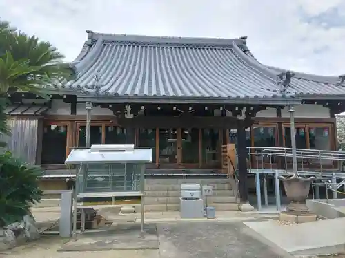 光恩寺の本殿・本堂