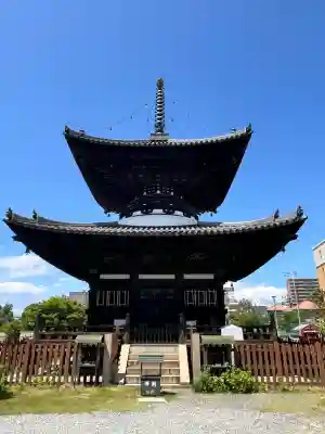 愛染堂勝鬘院の塔