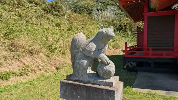 歌別稲荷神社の狛犬