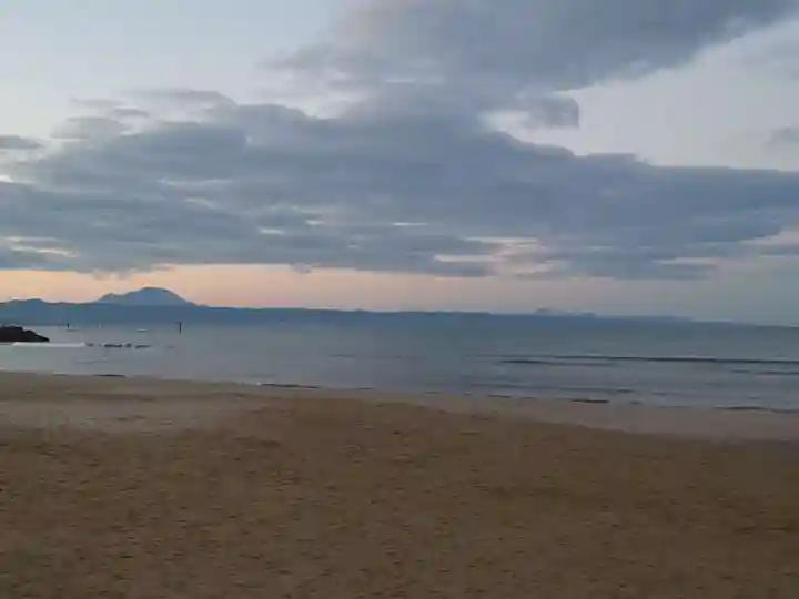 稲佐の浜 弁天島(島根県)