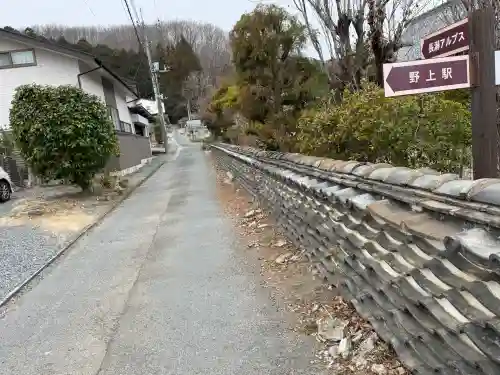 萬福寺の{uncategorized: "未分類", other: "その他", undefined: "問題あり", building: "その他建物", grave: "お墓", sacred_gate: "鳥居", guardian: "狛犬", statue: "像", buddha: "仏像", history: "歴史", nature: "自然", garden: "庭園", animal: "動物", pagoda: "塔", temizu: "手水舎", mountain_gate: "山門・神門", sanctuary: "本殿・本堂", subordinate: "末社・摂社", art: "芸術", scenery: "景色", jizo: "地蔵", ema: "絵馬", goshuin: "御朱印", omikuji: "おみくじ", items: "授与品その他", amulet: "お守り", goshuincho: "御朱印帳", eats: "食事", festival: "お祭り", votive_dance: "神楽", shichigosan: "七五三参", wedding: "結婚式", experience: "体験その他", initially: "初詣", around: "周辺", anti_infection: "感染症対策"}