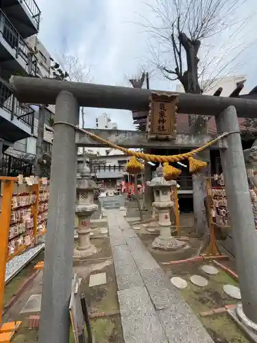 高円寺氷川神社の{uncategorized: "未分類", other: "その他", undefined: "問題あり", building: "その他建物", grave: "お墓", sacred_gate: "鳥居", guardian: "狛犬", statue: "像", buddha: "仏像", history: "歴史", nature: "自然", garden: "庭園", animal: "動物", pagoda: "塔", temizu: "手水舎", mountain_gate: "山門・神門", sanctuary: "本殿・本堂", subordinate: "末社・摂社", art: "芸術", scenery: "景色", jizo: "地蔵", ema: "絵馬", goshuin: "御朱印", omikuji: "おみくじ", items: "授与品その他", amulet: "お守り", goshuincho: "御朱印帳", eats: "食事", festival: "お祭り", votive_dance: "神楽", shichigosan: "七五三参", wedding: "結婚式", experience: "体験その他", initially: "初詣", around: "周辺", anti_infection: "感染症対策"}