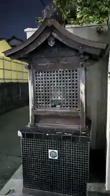 地蔵尊（唐橋町５４）の本殿・本堂