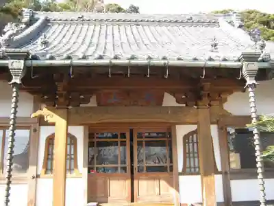 薬王寺の本殿・本堂