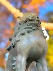 白鳥神社の狛犬