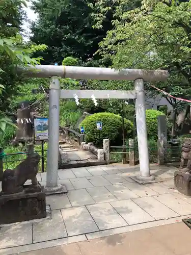 鳩森八幡神社の鳥居