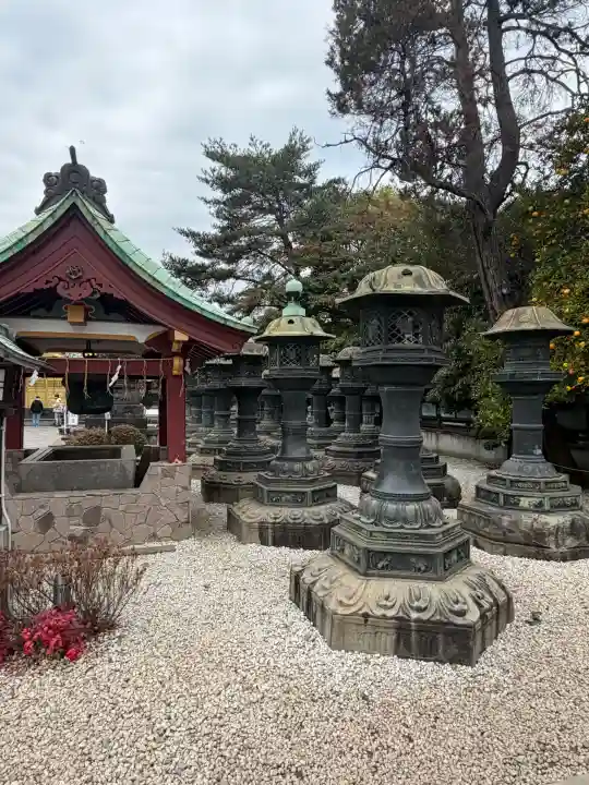 上野東照宮の{uncategorized: "未分類", other: "その他", undefined: "問題あり", building: "その他建物", grave: "お墓", sacred_gate: "鳥居", guardian: "狛犬", statue: "像", buddha: "仏像", history: "歴史", nature: "自然", garden: "庭園", animal: "動物", pagoda: "塔", temizu: "手水舎", mountain_gate: "山門・神門", sanctuary: "本殿・本堂", subordinate: "末社・摂社", art: "芸術", scenery: "景色", jizo: "地蔵", ema: "絵馬", goshuin: "御朱印", omikuji: "おみくじ", items: "授与品その他", amulet: "お守り", goshuincho: "御朱印帳", eats: "食事", festival: "お祭り", votive_dance: "神楽", shichigosan: "七五三参", wedding: "結婚式", experience: "体験その他", initially: "初詣", around: "周辺", anti_infection: "感染症対策"}