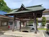 形原神社の手水舎
