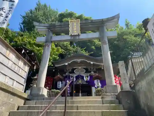 石川町諏訪神社の鳥居