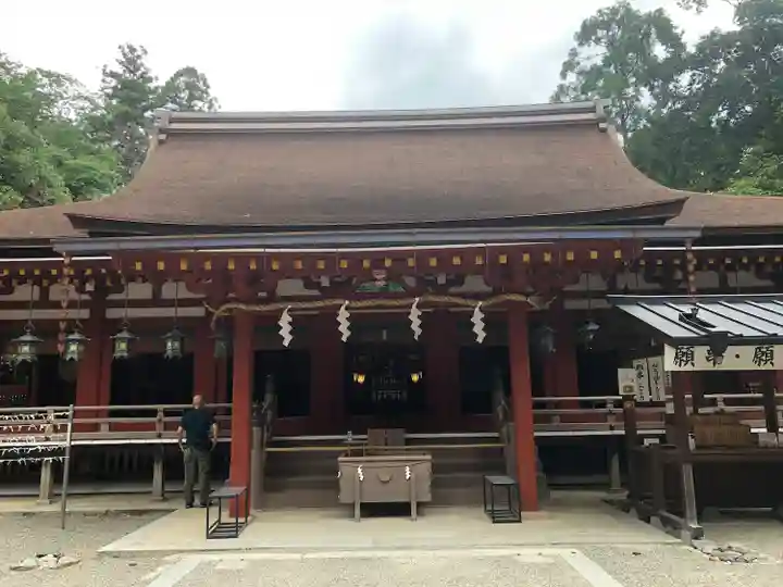 石上神宮の本殿・本堂