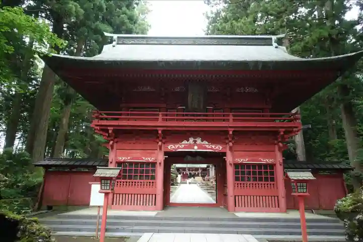 富士山東口本宮 冨士浅間神社の山門・神門