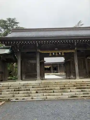 名和神社の山門・神門