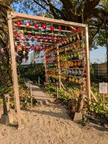 野島神社の{uncategorized: "未分類", other: "その他", undefined: "問題あり", building: "その他建物", grave: "お墓", sacred_gate: "鳥居", guardian: "狛犬", statue: "像", buddha: "仏像", history: "歴史", nature: "自然", garden: "庭園", animal: "動物", pagoda: "塔", temizu: "手水舎", mountain_gate: "山門・神門", sanctuary: "本殿・本堂", subordinate: "末社・摂社", art: "芸術", scenery: "景色", jizo: "地蔵", ema: "絵馬", goshuin: "御朱印", omikuji: "おみくじ", items: "授与品その他", amulet: "お守り", goshuincho: "御朱印帳", eats: "食事", festival: "お祭り", votive_dance: "神楽", shichigosan: "七五三参", wedding: "結婚式", experience: "体験その他", initially: "初詣", around: "周辺", anti_infection: "感染症対策"}