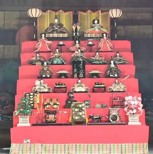 太子堂八幡神社の{uncategorized: "未分類", other: "その他", undefined: "問題あり", building: "その他建物", grave: "お墓", sacred_gate: "鳥居", guardian: "狛犬", statue: "像", buddha: "仏像", history: "歴史", nature: "自然", garden: "庭園", animal: "動物", pagoda: "塔", temizu: "手水舎", mountain_gate: "山門・神門", sanctuary: "本殿・本堂", subordinate: "末社・摂社", art: "芸術", scenery: "景色", jizo: "地蔵", ema: "絵馬", goshuin: "御朱印", omikuji: "おみくじ", items: "授与品その他", amulet: "お守り", goshuincho: "御朱印帳", eats: "食事", festival: "お祭り", votive_dance: "神楽", shichigosan: "七五三参", wedding: "結婚式", experience: "体験その他", initially: "初詣", around: "周辺", anti_infection: "感染症対策"}