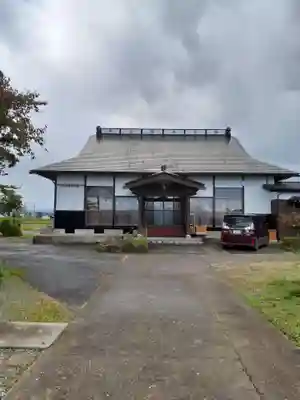常楽寺の本殿・本堂