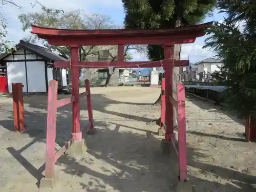 若宮八幡社の鳥居