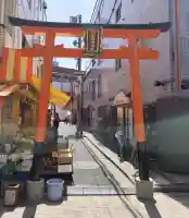 伏見稲荷神社の{uncategorized: "未分類", other: "その他", undefined: "問題あり", building: "その他建物", grave: "お墓", sacred_gate: "鳥居", guardian: "狛犬", statue: "像", buddha: "仏像", history: "歴史", nature: "自然", garden: "庭園", animal: "動物", pagoda: "塔", temizu: "手水舎", mountain_gate: "山門・神門", sanctuary: "本殿・本堂", subordinate: "末社・摂社", art: "芸術", scenery: "景色", jizo: "地蔵", ema: "絵馬", goshuin: "御朱印", omikuji: "おみくじ", items: "授与品その他", amulet: "お守り", goshuincho: "御朱印帳", eats: "食事", festival: "お祭り", votive_dance: "神楽", shichigosan: "七五三参", wedding: "結婚式", experience: "体験その他", initially: "初詣", around: "周辺", anti_infection: "感染症対策"}