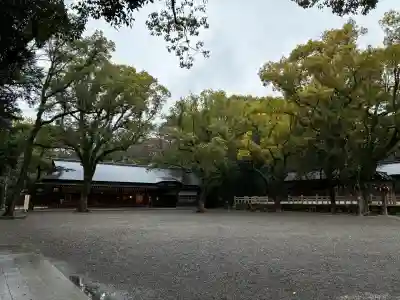 熱田神宮の{uncategorized: "未分類", other: "その他", undefined: "問題あり", building: "その他建物", grave: "お墓", sacred_gate: "鳥居", guardian: "狛犬", statue: "像", buddha: "仏像", history: "歴史", nature: "自然", garden: "庭園", animal: "動物", pagoda: "塔", temizu: "手水舎", mountain_gate: "山門・神門", sanctuary: "本殿・本堂", subordinate: "末社・摂社", art: "芸術", scenery: "景色", jizo: "地蔵", ema: "絵馬", goshuin: "御朱印", omikuji: "おみくじ", items: "授与品その他", amulet: "お守り", goshuincho: "御朱印帳", eats: "食事", festival: "お祭り", votive_dance: "神楽", shichigosan: "七五三参", wedding: "結婚式", experience: "体験その他", initially: "初詣", around: "周辺", anti_infection: "感染症対策"}