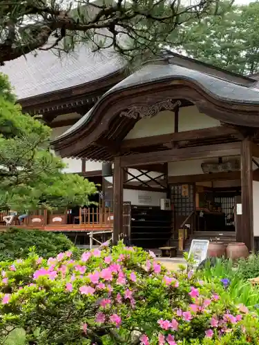 青龍山 吉祥寺の本殿