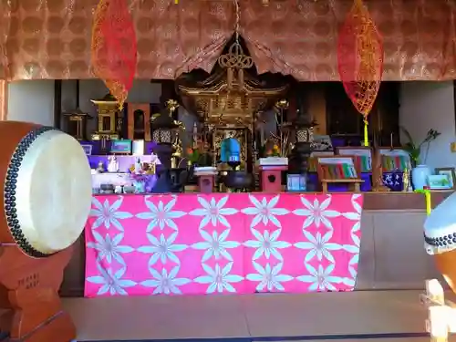 井際山 如意輪寺の本殿・本堂