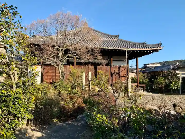 三福寺の本殿・本堂