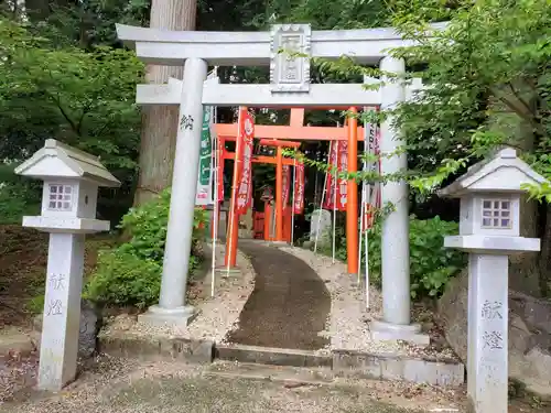 立志神社の末社