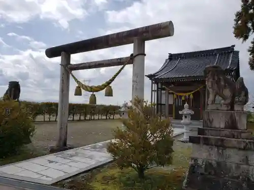 熊野神社の鳥居