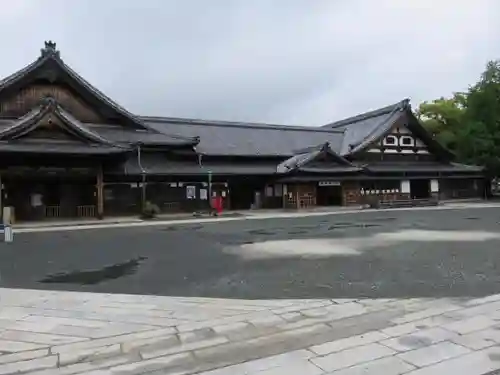 豊川閣　妙厳寺の本殿