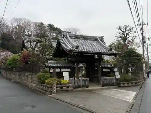 照栄院の{uncategorized: "未分類", other: "その他", undefined: "問題あり", building: "その他建物", grave: "お墓", sacred_gate: "鳥居", guardian: "狛犬", statue: "像", buddha: "仏像", history: "歴史", nature: "自然", garden: "庭園", animal: "動物", pagoda: "塔", temizu: "手水舎", mountain_gate: "山門・神門", sanctuary: "本殿・本堂", subordinate: "末社・摂社", art: "芸術", scenery: "景色", jizo: "地蔵", ema: "絵馬", goshuin: "御朱印", omikuji: "おみくじ", items: "授与品その他", amulet: "お守り", goshuincho: "御朱印帳", eats: "食事", festival: "お祭り", votive_dance: "神楽", shichigosan: "七五三参", wedding: "結婚式", experience: "体験その他", initially: "初詣", around: "周辺", anti_infection: "感染症対策"}