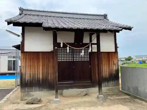 神山神社の本殿