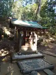 事任八幡宮の末社