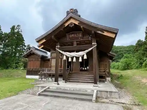 居多神社の{uncategorized: "未分類", other: "その他", undefined: "問題あり", building: "その他建物", grave: "お墓", sacred_gate: "鳥居", guardian: "狛犬", statue: "像", buddha: "仏像", history: "歴史", nature: "自然", garden: "庭園", animal: "動物", pagoda: "塔", temizu: "手水舎", mountain_gate: "山門・神門", sanctuary: "本殿・本堂", subordinate: "末社・摂社", art: "芸術", scenery: "景色", jizo: "地蔵", ema: "絵馬", goshuin: "御朱印", omikuji: "おみくじ", items: "授与品その他", amulet: "お守り", goshuincho: "御朱印帳", eats: "食事", festival: "お祭り", votive_dance: "神楽", shichigosan: "七五三参", wedding: "結婚式", experience: "体験その他", initially: "初詣", around: "周辺", anti_infection: "感染症対策"}