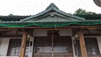 峰興寺の本殿・本堂