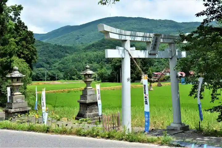高司神社〜むすびの神の鎮まる社〜の鳥居