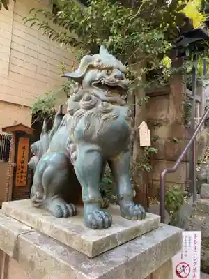 愛宕神社の狛犬