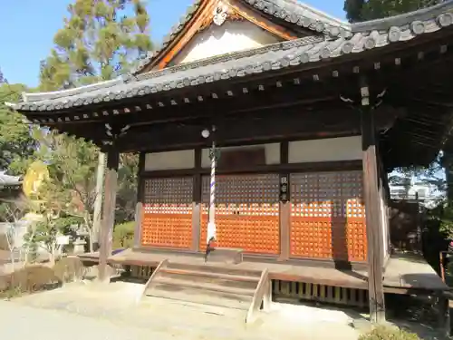 久米寺の本殿・本堂