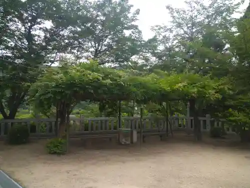 木華佐久耶比咩神社の庭園