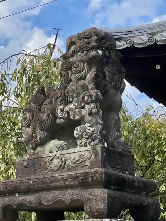 吒枳尼天(法伝寺)の狛犬