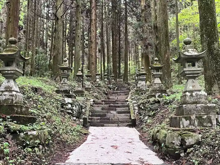 上色見熊野座神社のその他建物