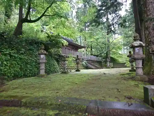 岡太神社の建物その他