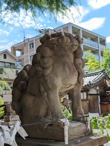 梛神社・隼神社の狛犬