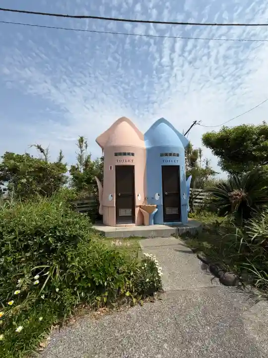 竜神宮の{uncategorized: "未分類", other: "その他", undefined: "問題あり", building: "その他建物", grave: "お墓", sacred_gate: "鳥居", guardian: "狛犬", statue: "像", buddha: "仏像", history: "歴史", nature: "自然", garden: "庭園", animal: "動物", pagoda: "塔", temizu: "手水舎", mountain_gate: "山門・神門", sanctuary: "本殿・本堂", subordinate: "末社・摂社", art: "芸術", scenery: "景色", jizo: "地蔵", ema: "絵馬", goshuin: "御朱印", omikuji: "おみくじ", items: "授与品その他", amulet: "お守り", goshuincho: "御朱印帳", eats: "食事", festival: "お祭り", votive_dance: "神楽", shichigosan: "七五三参", wedding: "結婚式", experience: "体験その他", initially: "初詣", around: "周辺", anti_infection: "感染症対策"}